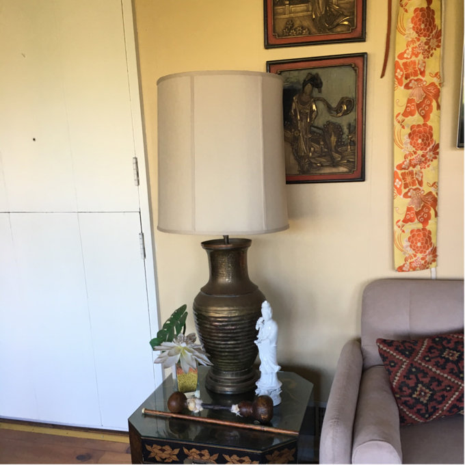 The Art of Proportion: Styling the Classic Drum in Modern Bedrooms