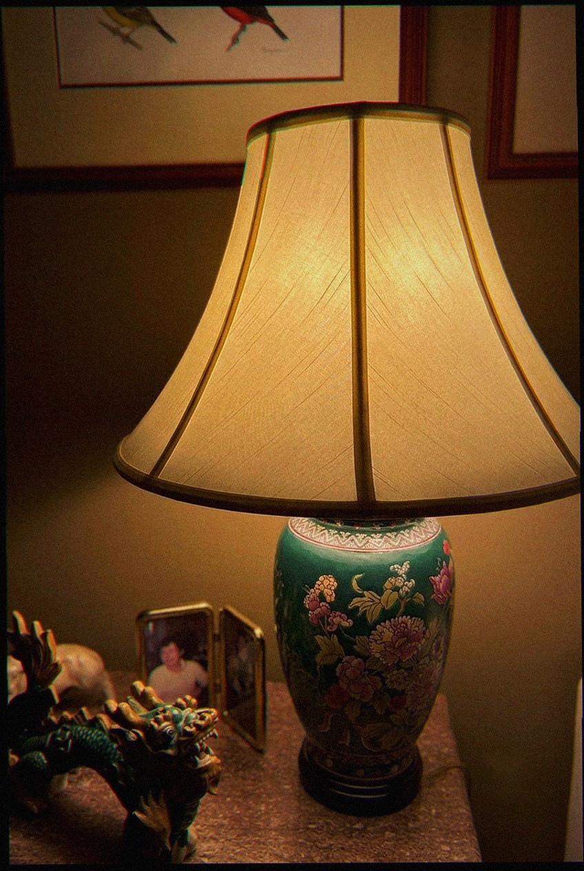 The Art of Curating Graceful Nightstand Silhouettes