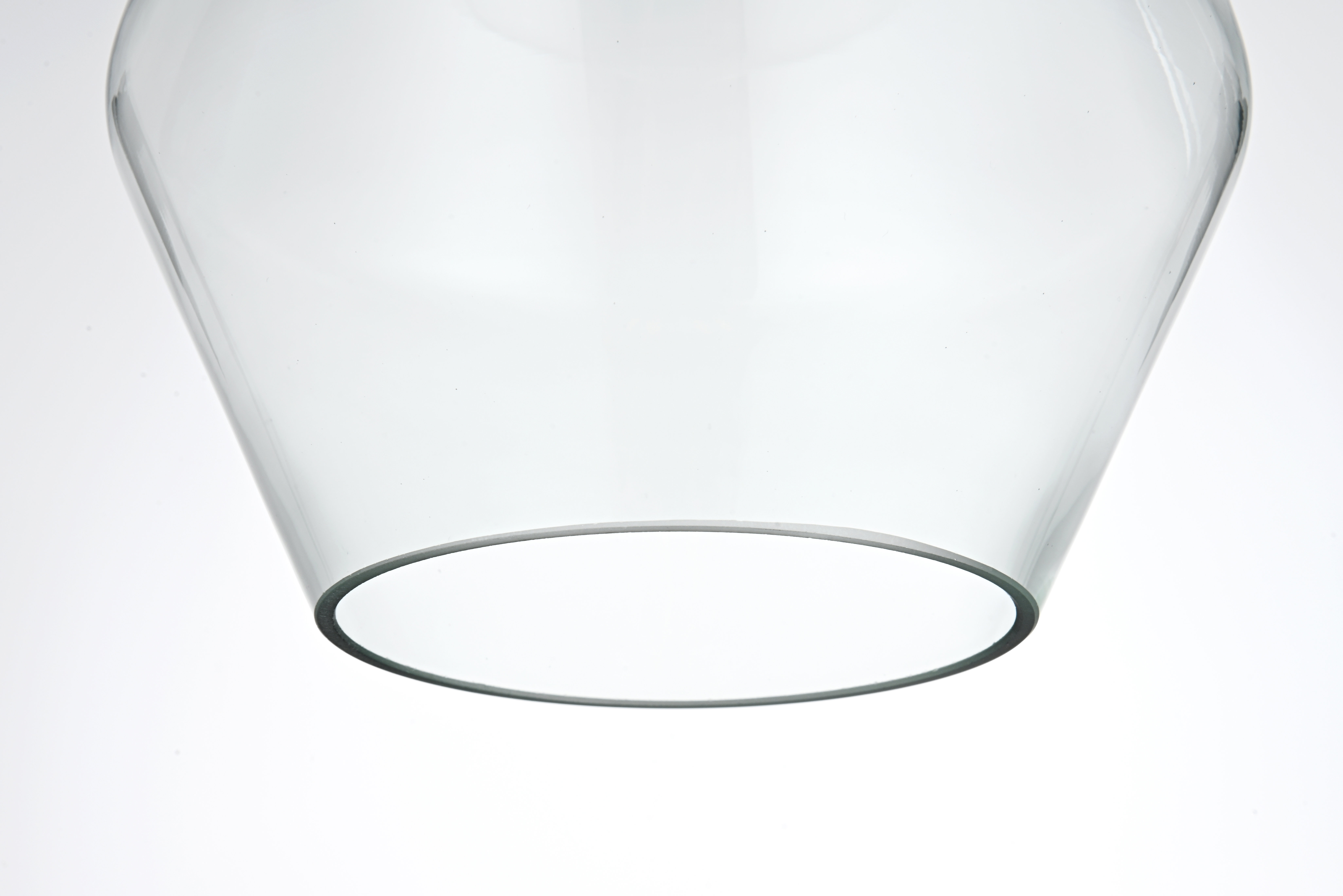 Sculpting Sleep Sanctums: How Architectural Illumination Redefines Bedroom Airiness