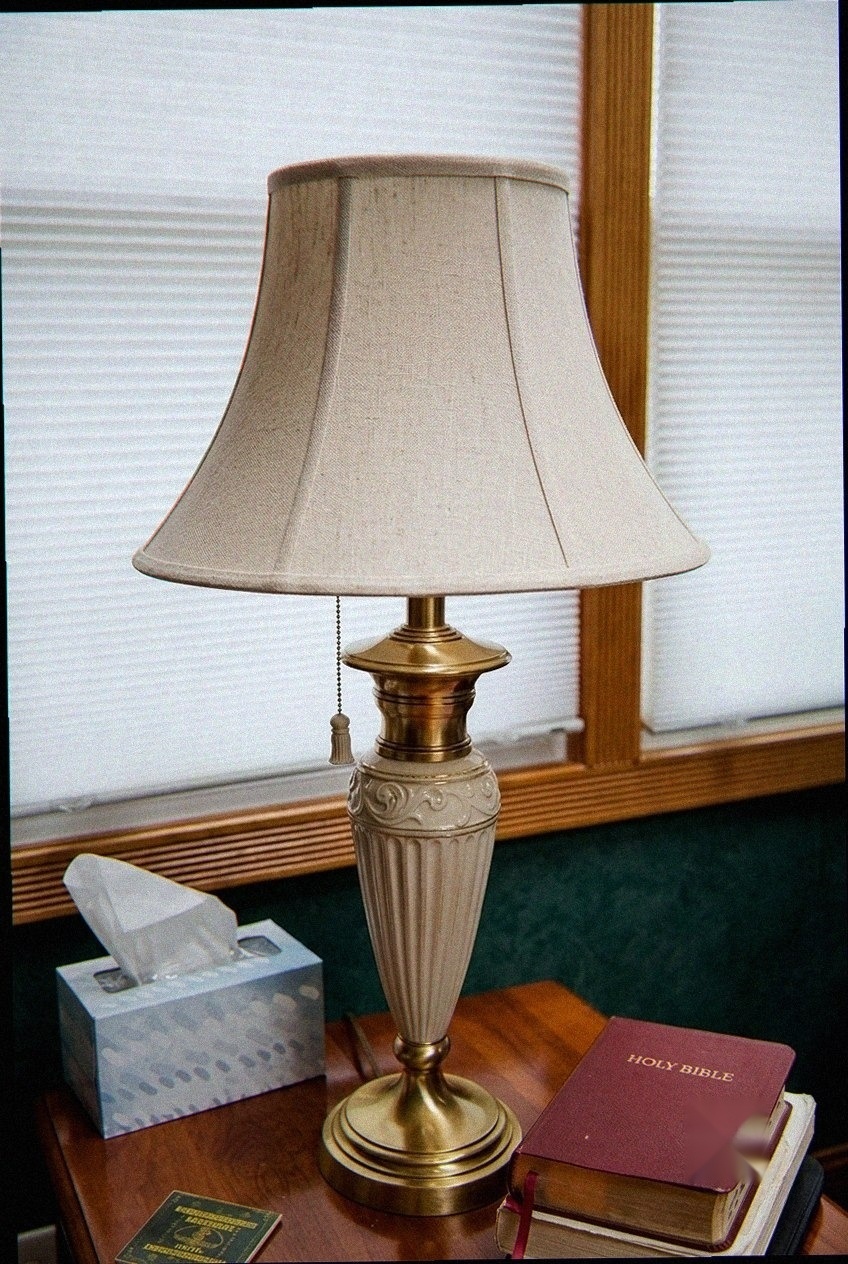 The Art of the Gentle Flare: Styling a Classic Linen Bell Lamp Shade